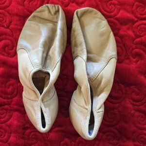 Bloch Beige Leather Jazz Shoes, Womens  7 1/2 , Nude